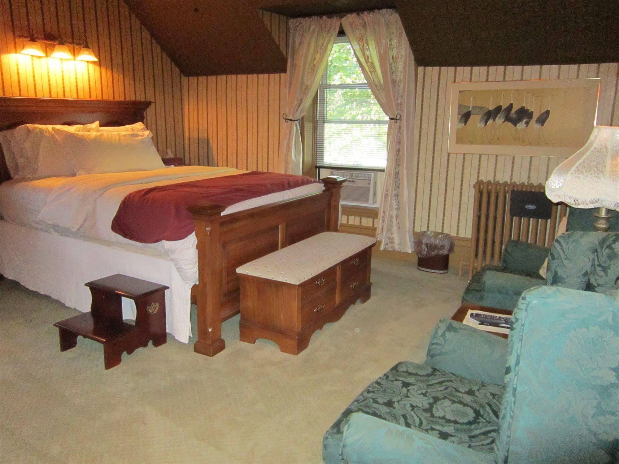 The Jenkins Inn Barre Kültér fotó